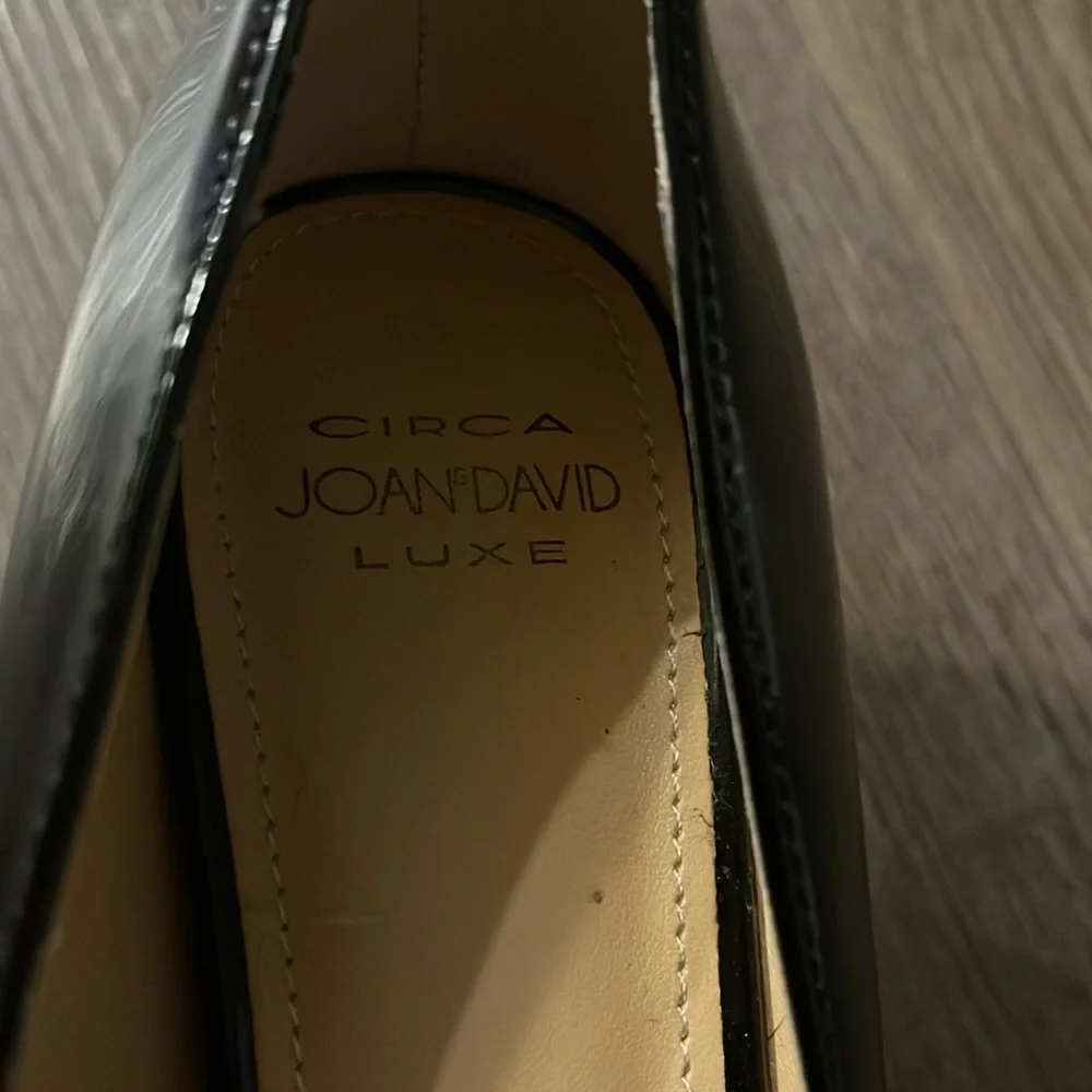 Joan & David Circa Luxe Black Patent Leather Pumps 6 1/2